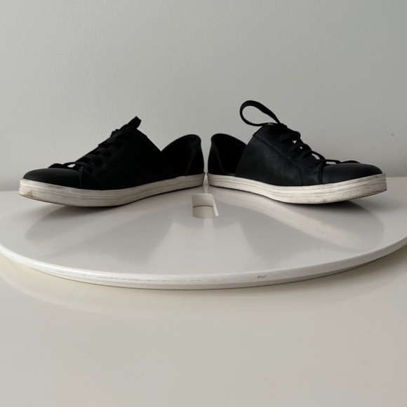 Freda Salvador Black D'Orsay Sneaker - Picture 4 of 6